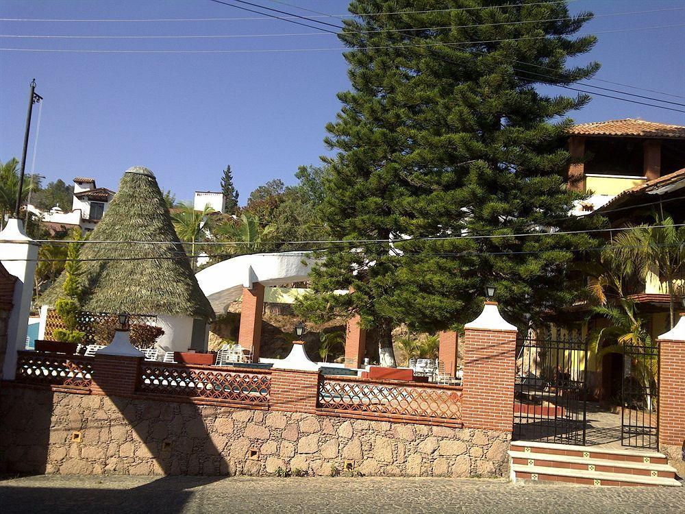Hotel De La Montana