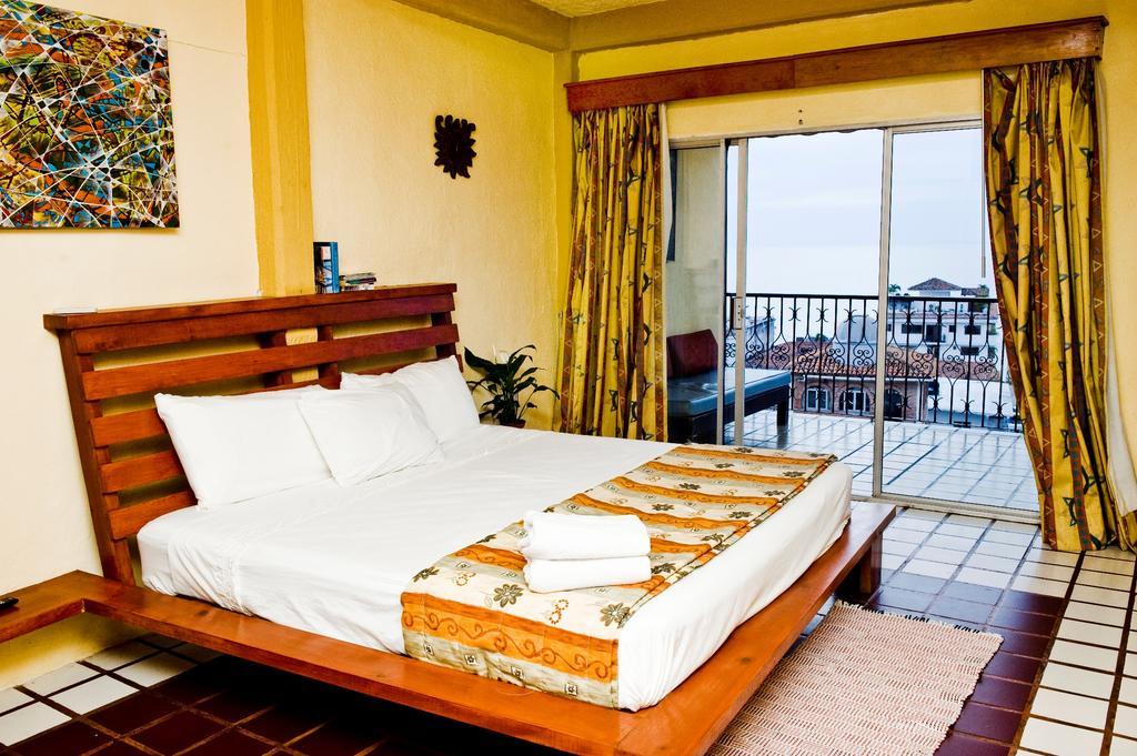 Bed & Breakfast Vallarta Suites 3*