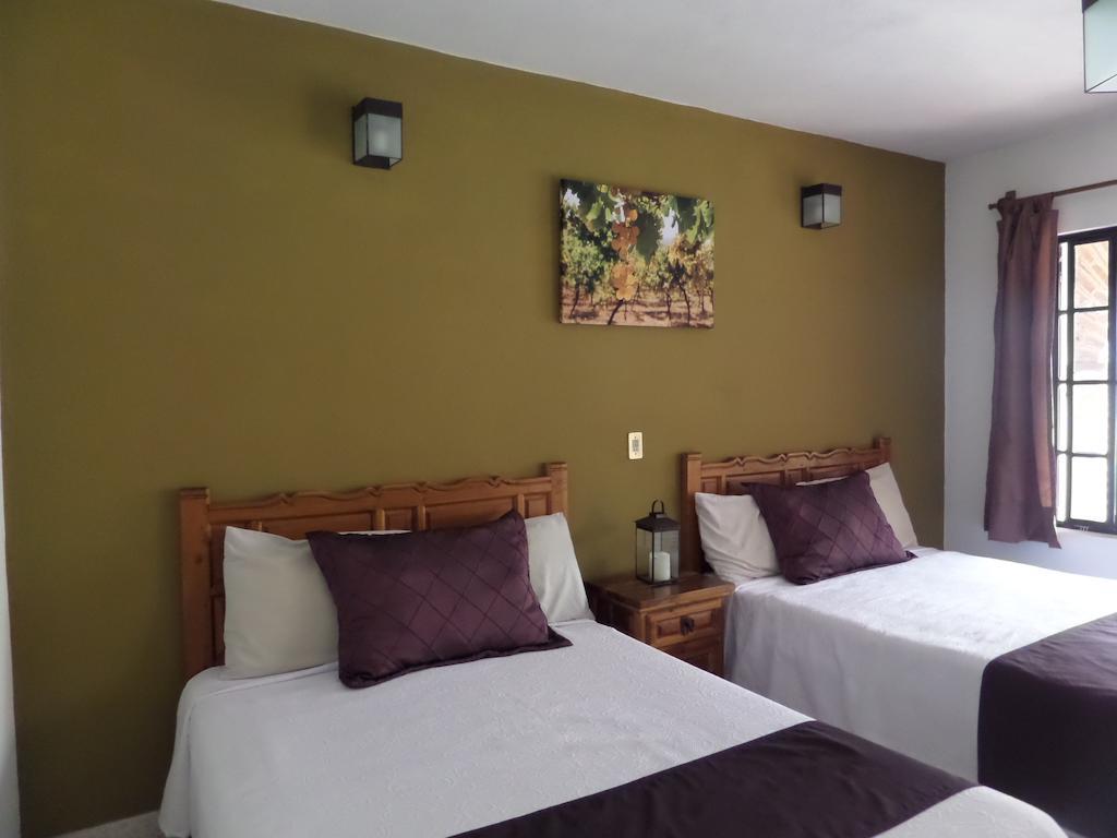 Hotel Casa De Vino 3*
