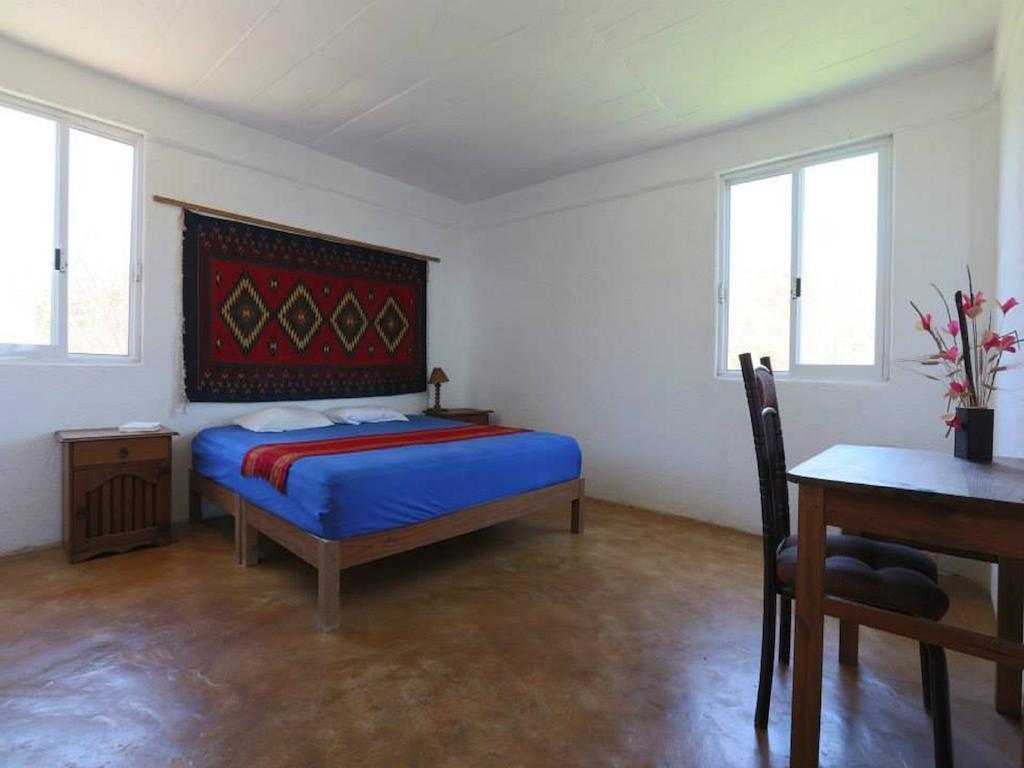 Casa Macondo Puerto Angel