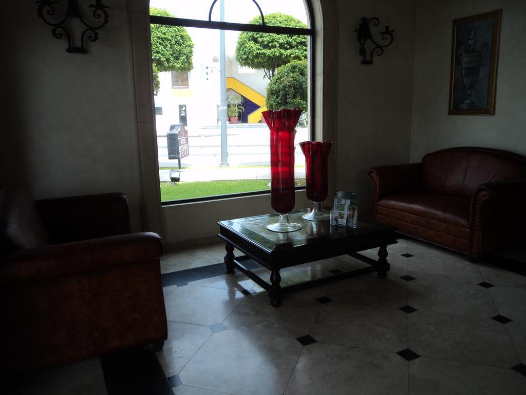 Hotel Plaza
