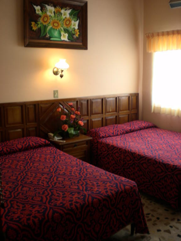 Hotel Tajin 3*