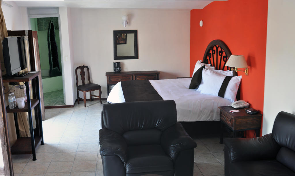 Hotel Mision Argento 4*