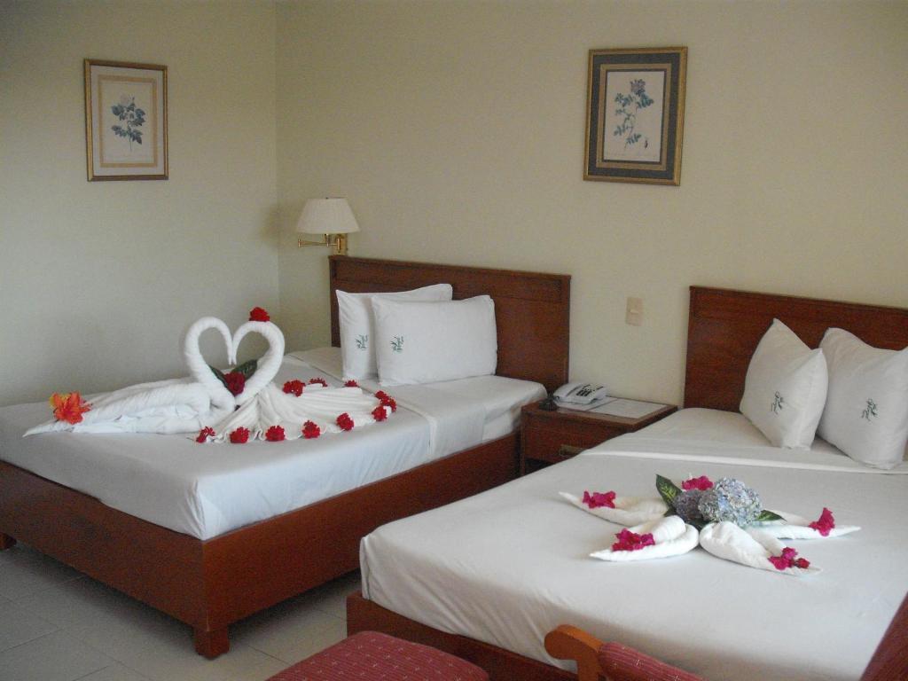 & Vergel Hotel