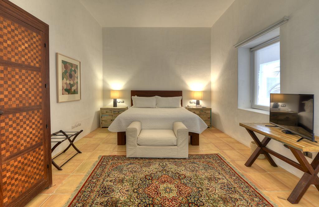 Hotel Boutique Casareyna 5*