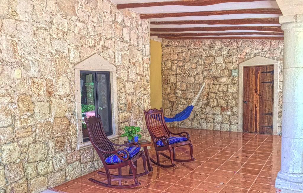 Hacienda And Yaxkin Chichen Itza