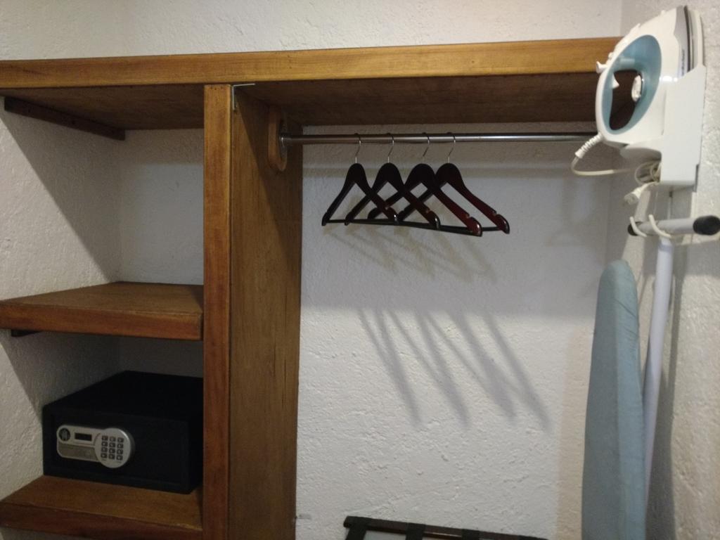 Casa D'lobo Boutique