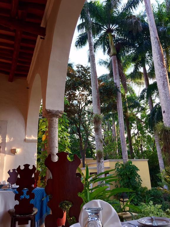 Hacienda And Yaxkin Chichen Itza