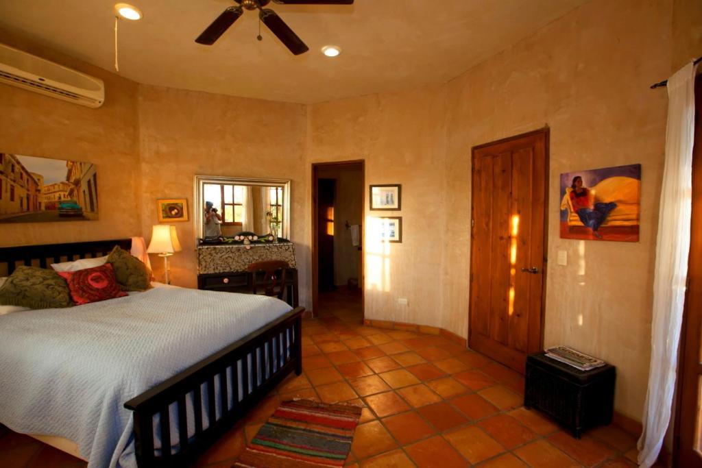 Flora Del Mar Hotel