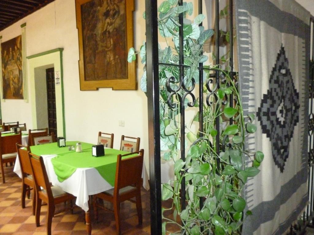 Hotel Monte Alban - Solo Adultos Hotel 3*