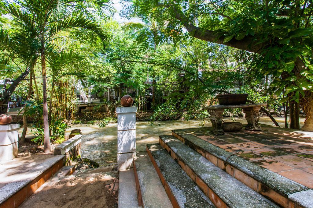 Bed & Breakfast Garlands Del Rio Riverside Boutique Hotel Puerto Vallarta