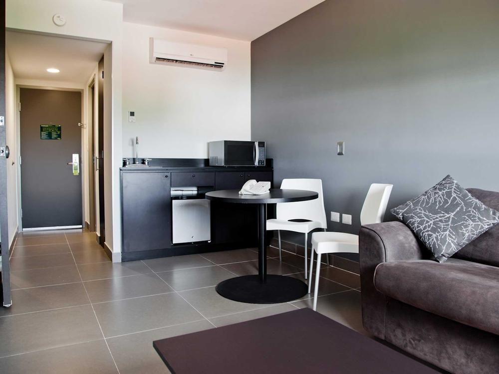 Hotel Express Junior By Marriott Aeropuerto