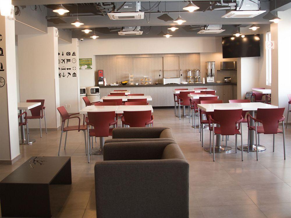 Hotel Express Junior By Marriott Aeropuerto 3*