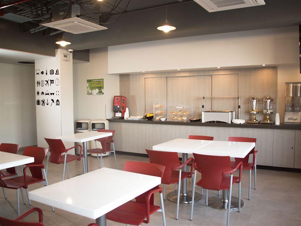 Hotel Express Junior By Marriott Aeropuerto Ciudad del Carmen