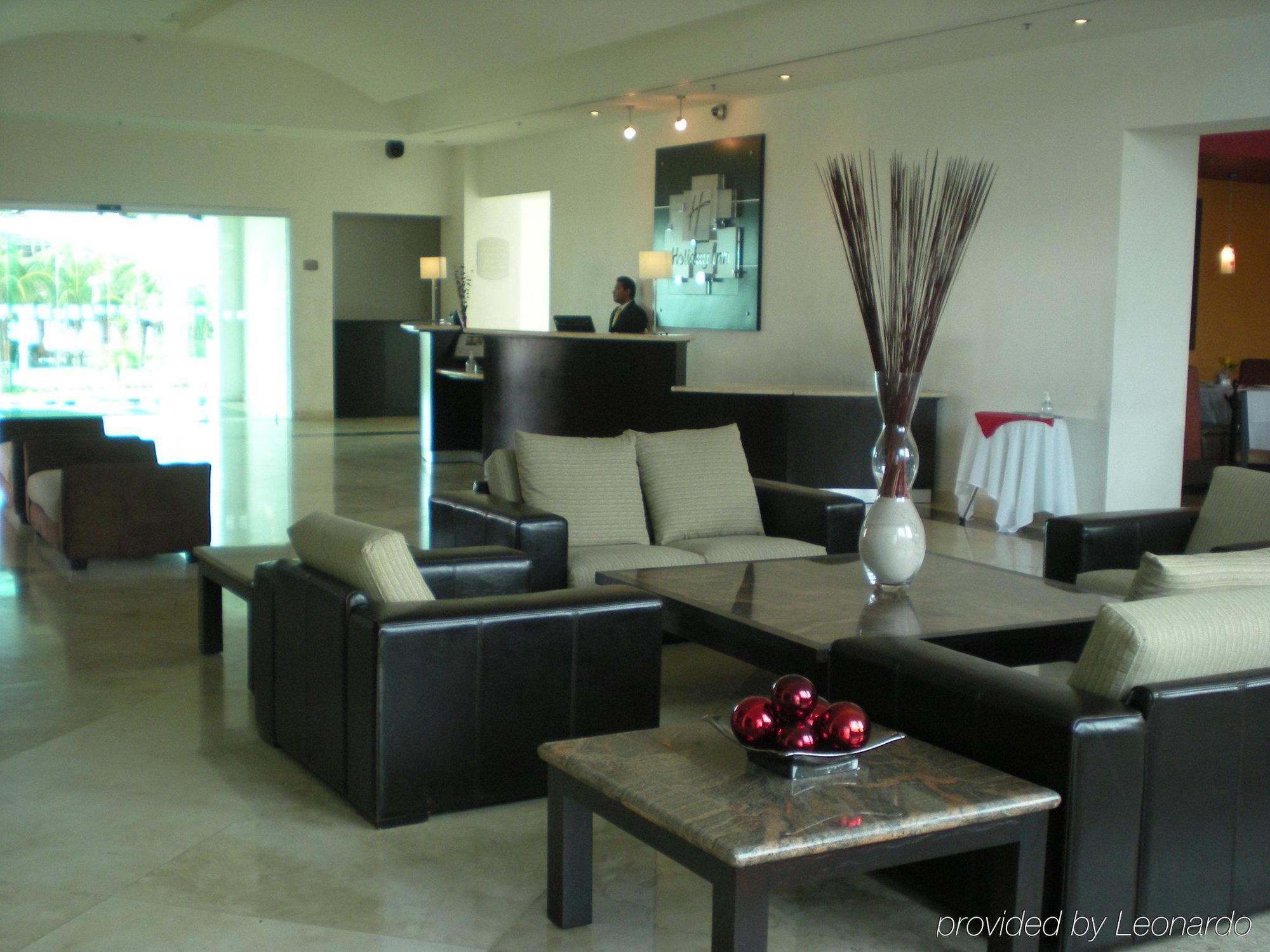 By Ihg