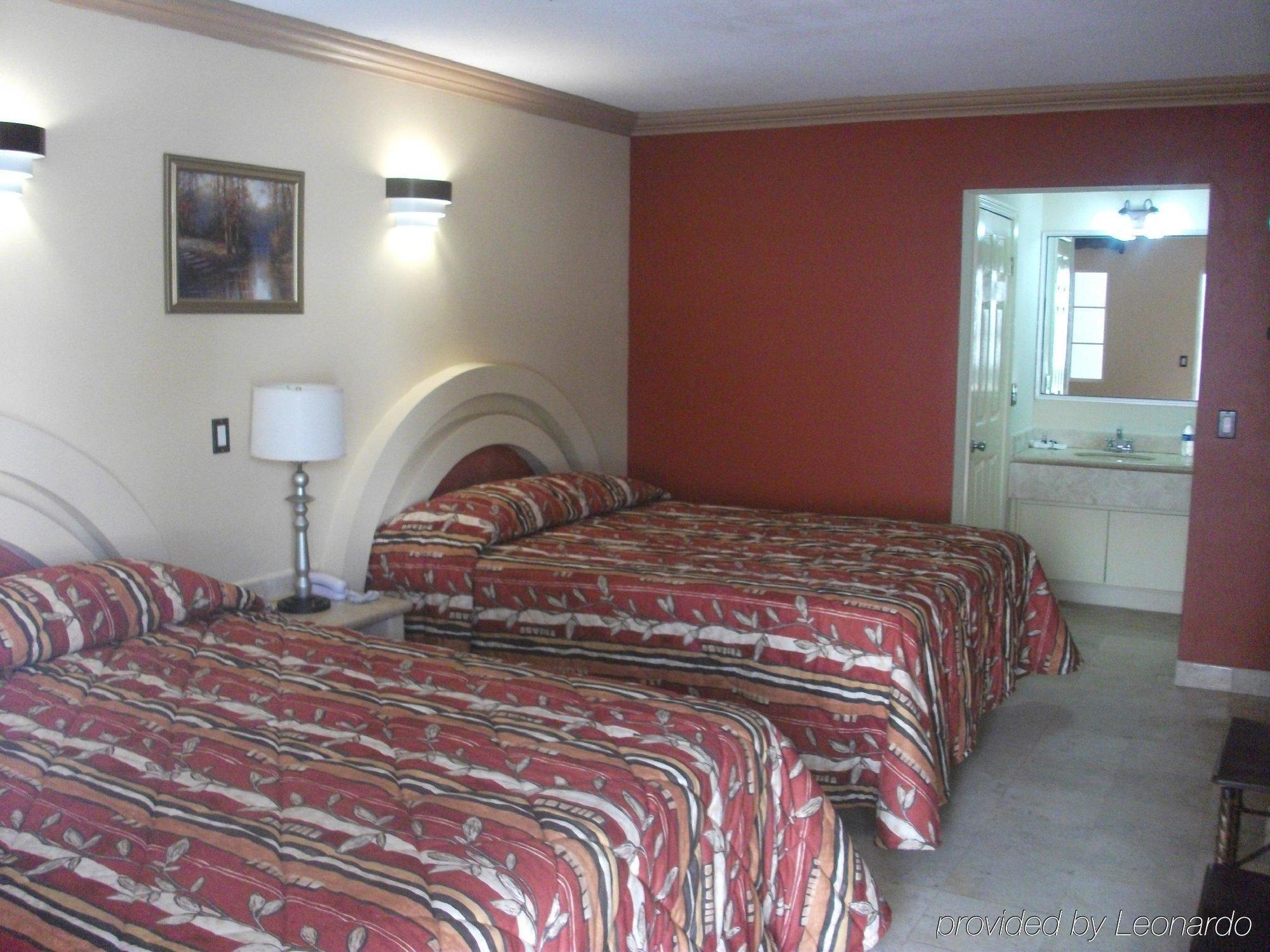 Inn Pueblito 4*