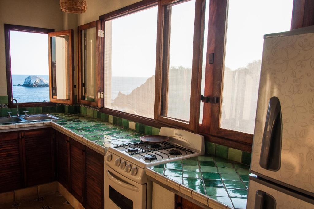 Heven Residence Bed & Breakfast Zipolite