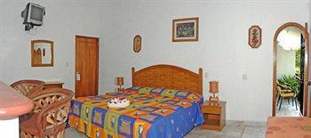 Mercedes 3* Zihuatanejo