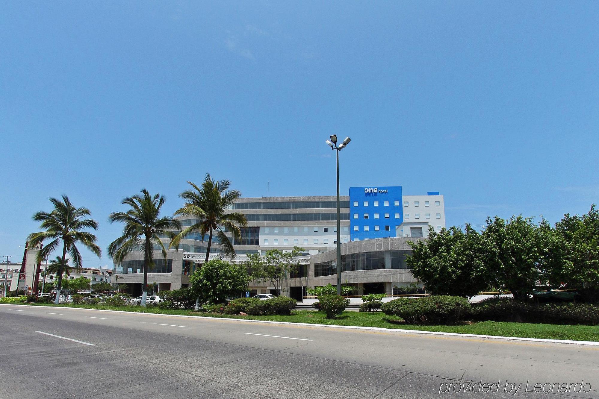 One Aeropuerto 3*