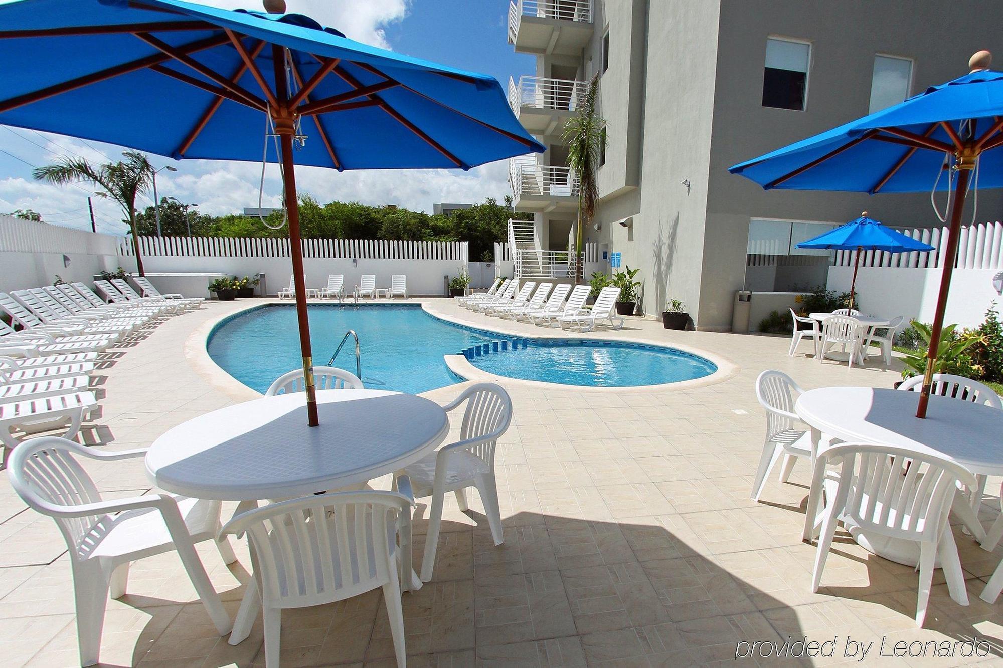 One Centro 3* Cancun