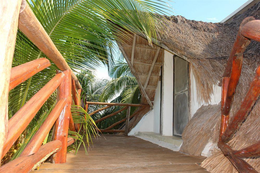 Golden Paradise *