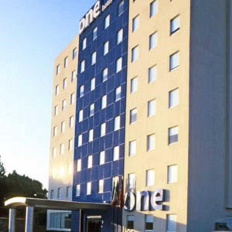 Hotel One Forum 3*