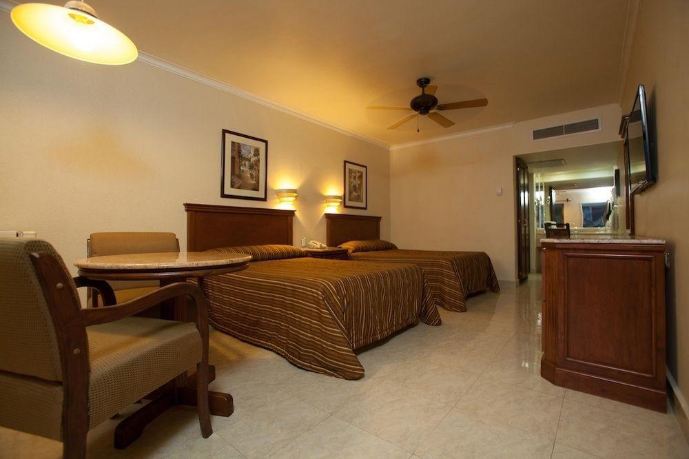 San Angel Hotel 3*