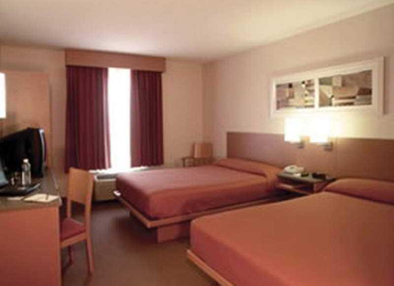 City Express By Marriott Chihuahua Hotel 4*
