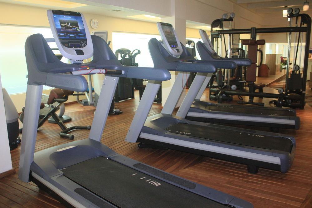 - Aeropuerto By Ihg Hotel Villahermosa