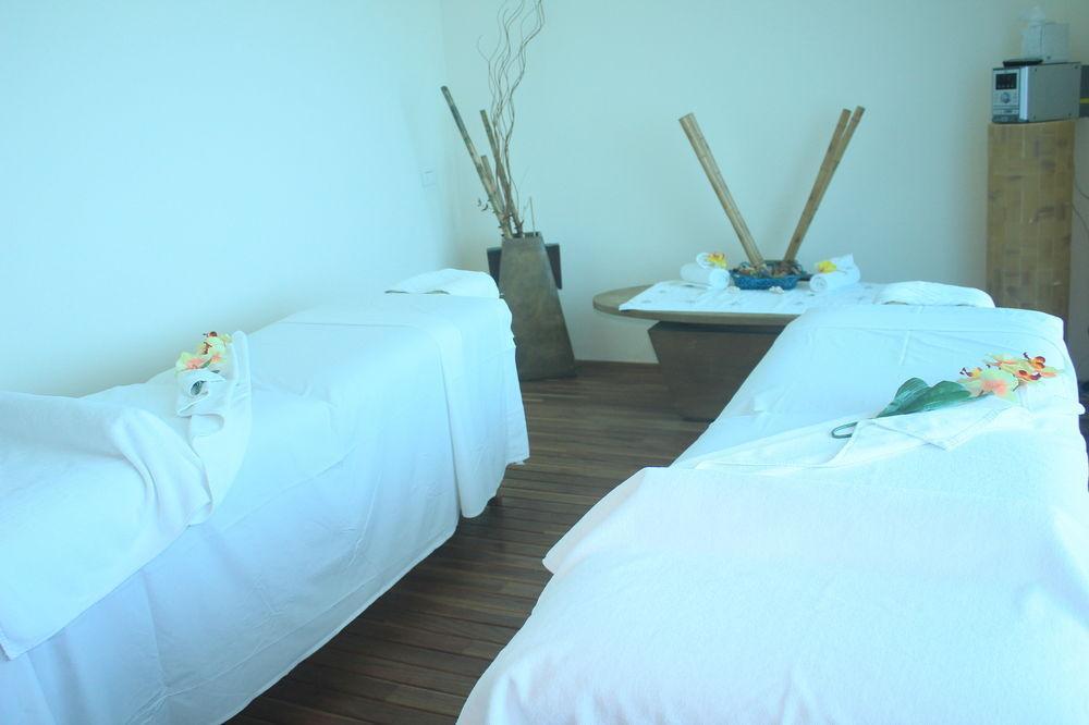- Aeropuerto By Ihg Hotel 4*