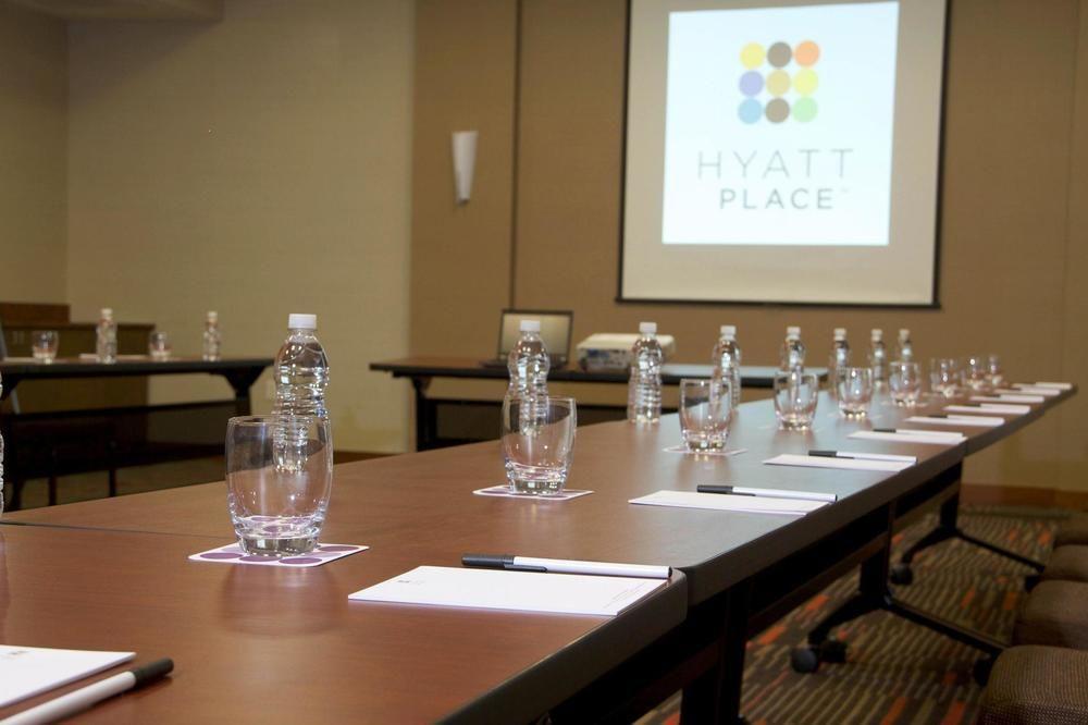 Hyatt Place Cabos 3*