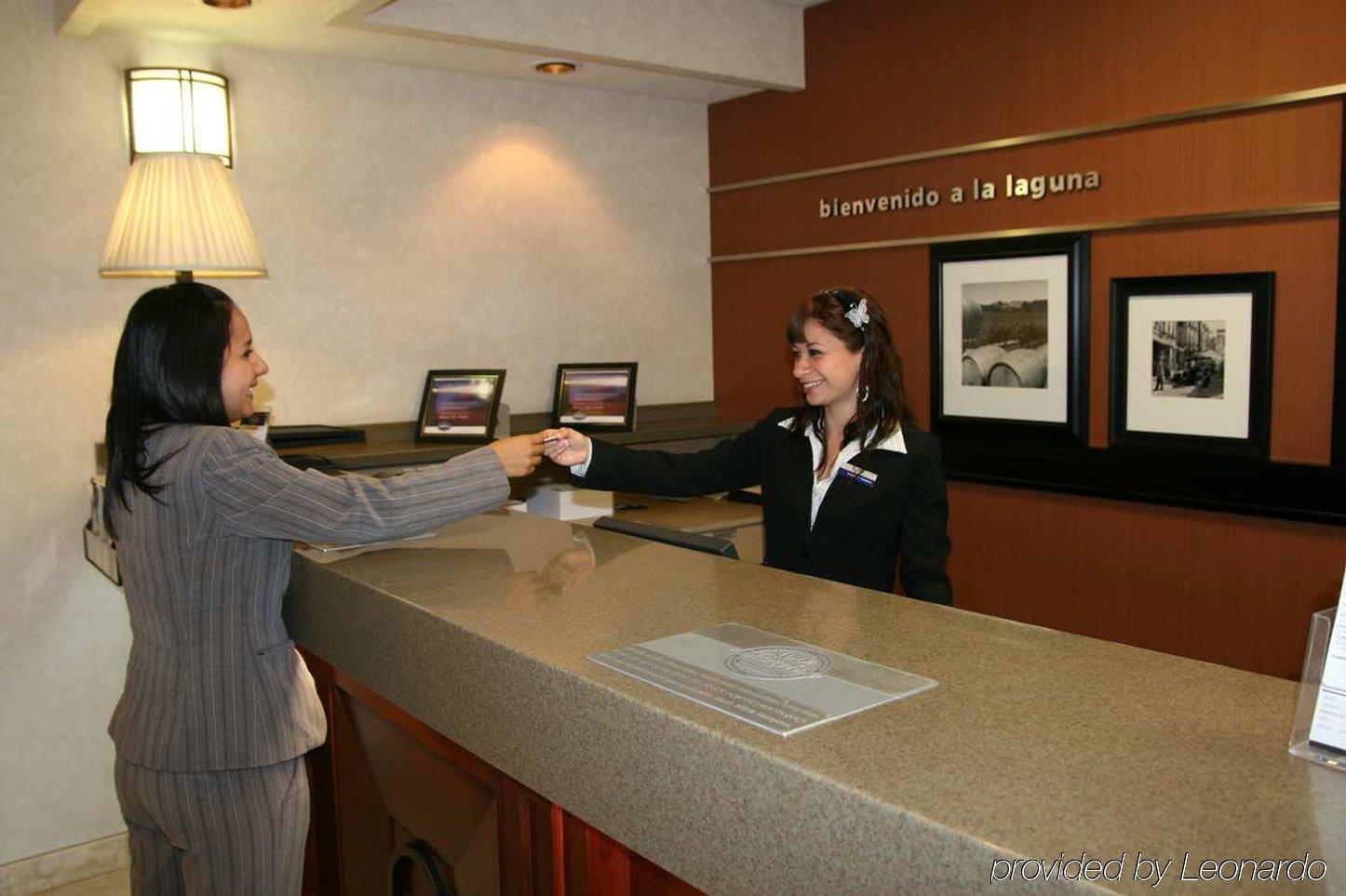 Hampton Airport-galerias 4* Torreon