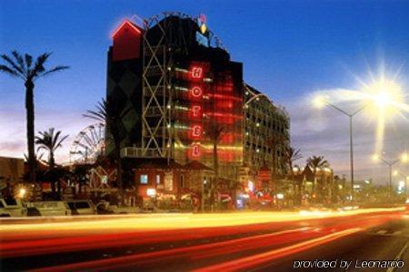 Festival Plaza Playas Hotel 3*