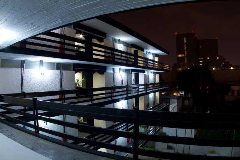 Hotel Portonovo Plaza Expo Zapopan