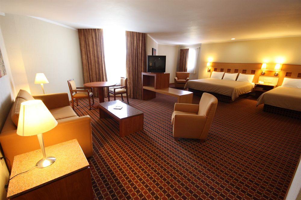Mirabel Hotel