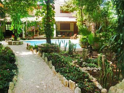 Casa Quetzal Hotel