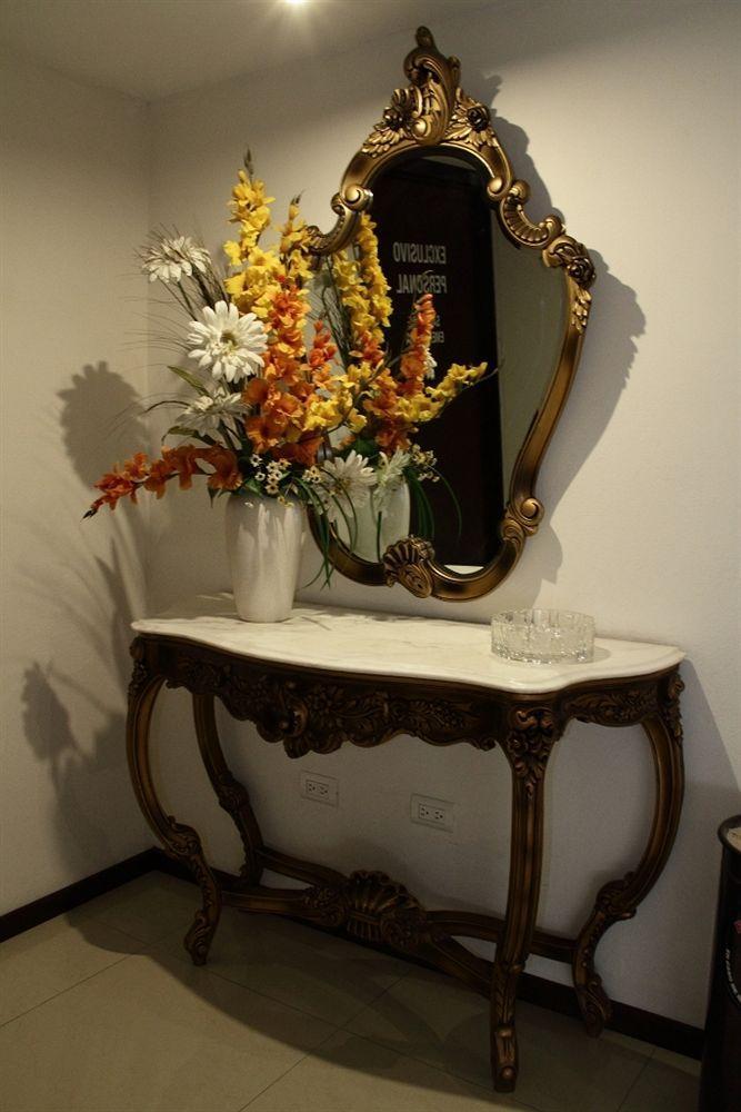 Clara Luna Hotel