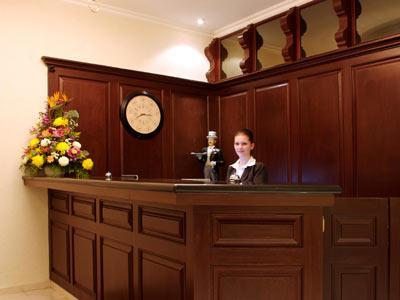 Plaza Colonial Hotel