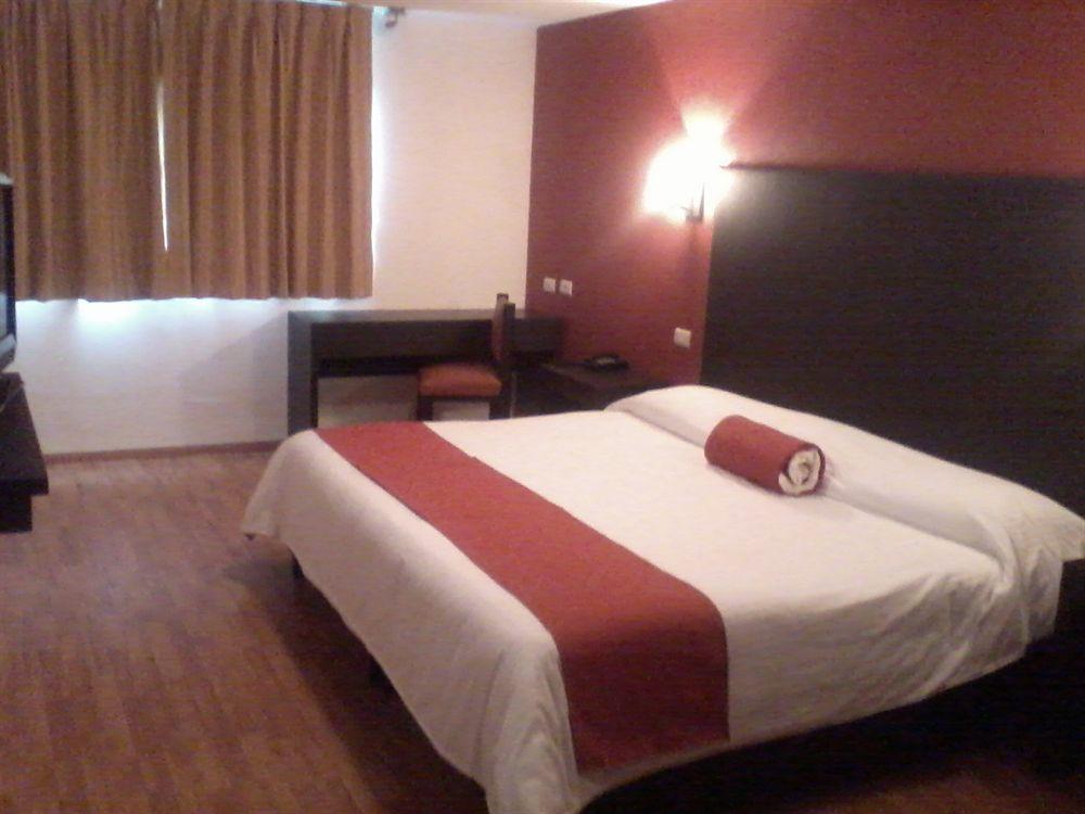 Plaza Morelos 3*