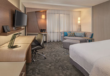 Courtyard By Marriott 4*