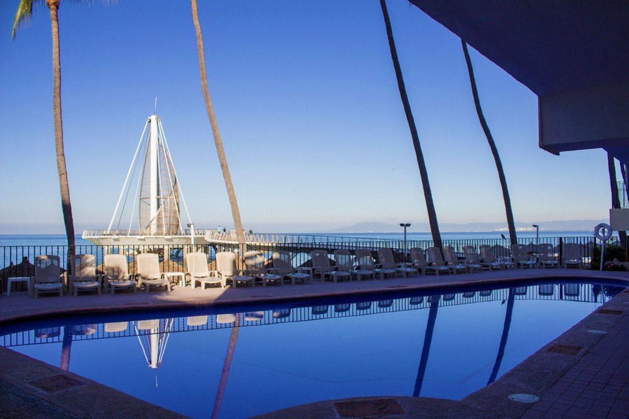 Delfin Hotel 3*