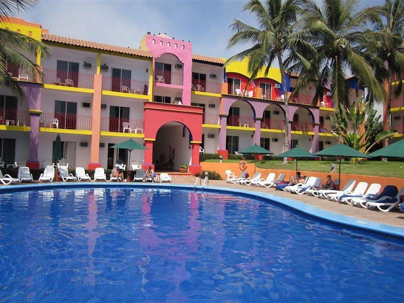 Decameron Cocos Guayabitos, Ramada Resort 3*