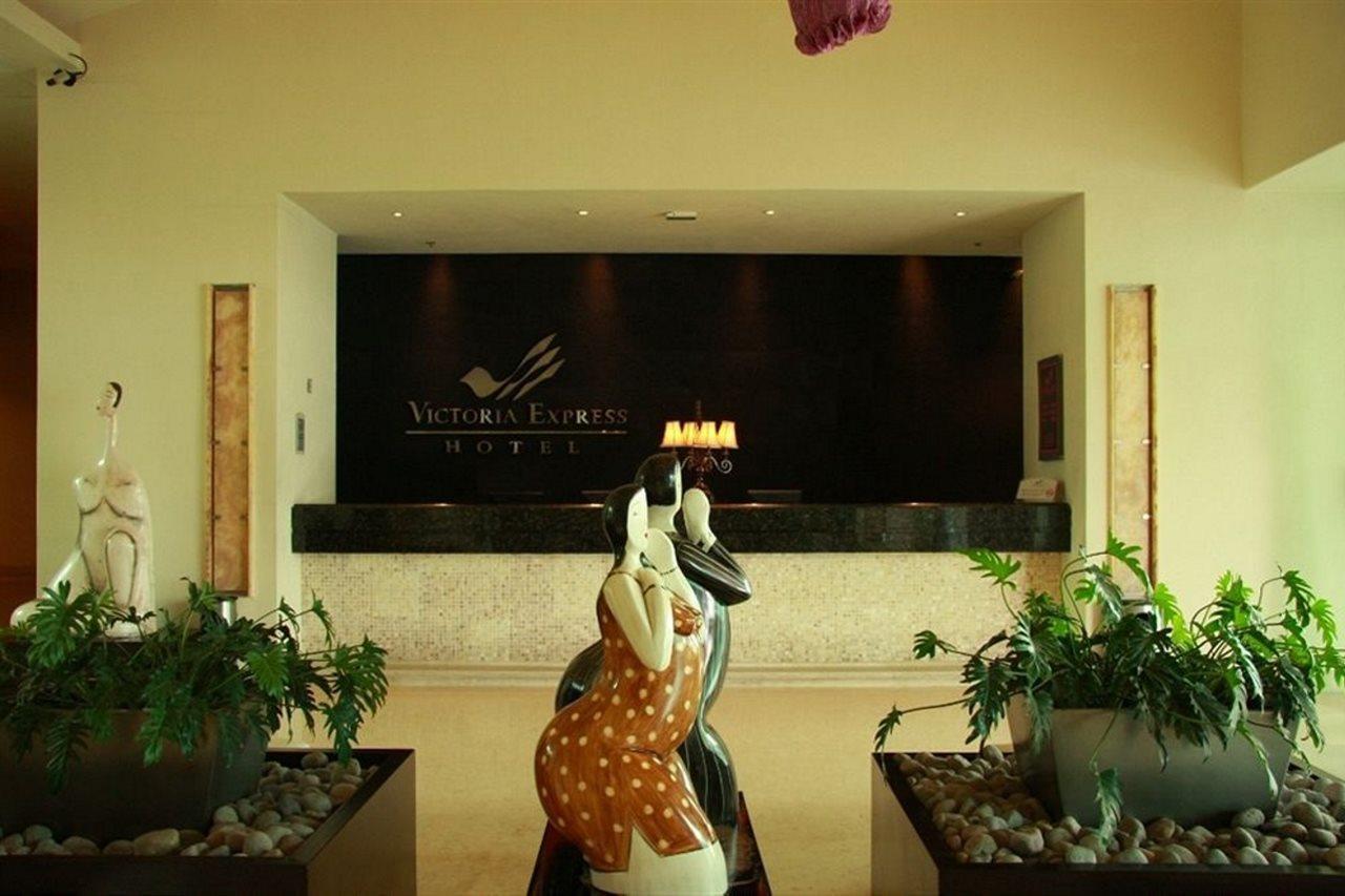 Victoria Ejecutivo Hotel 4*
