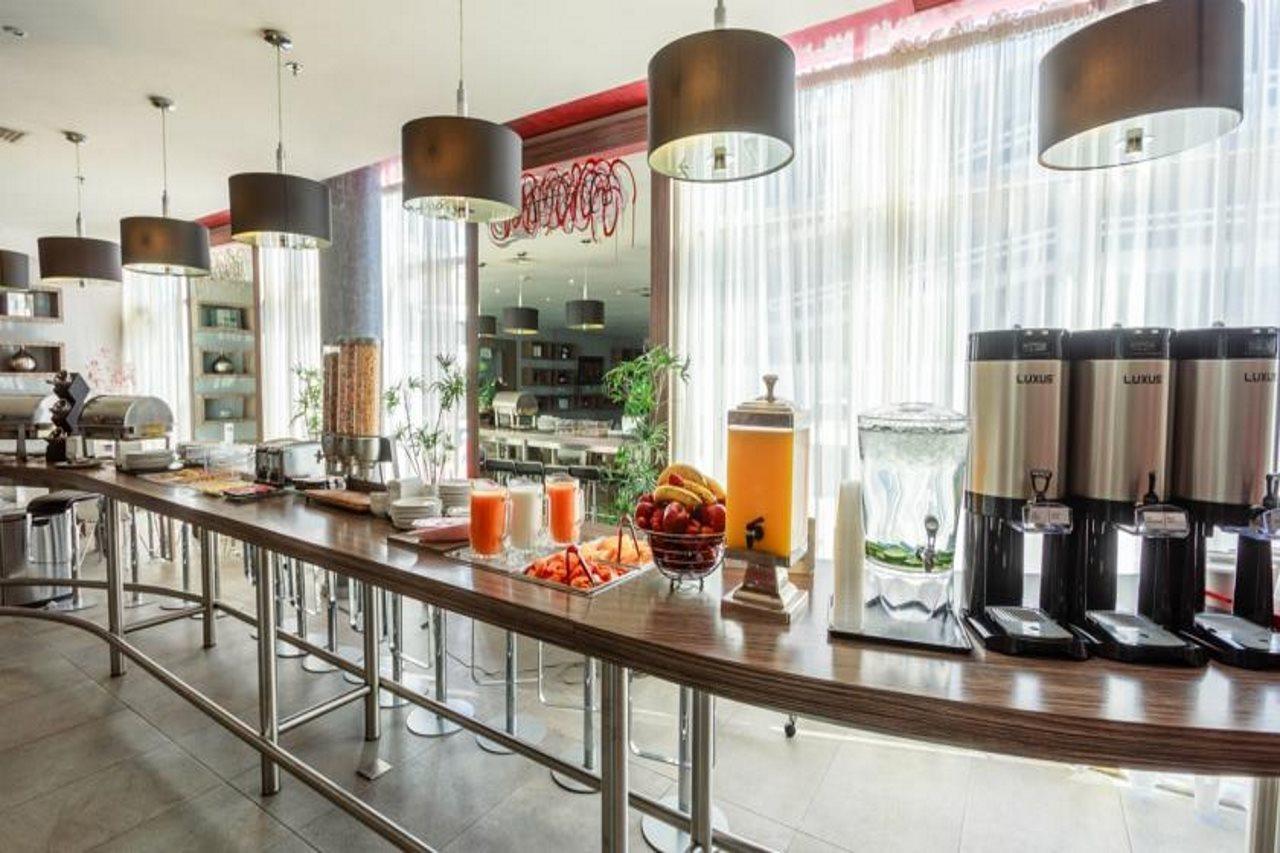 Four Points By Sheraton Uno 4*