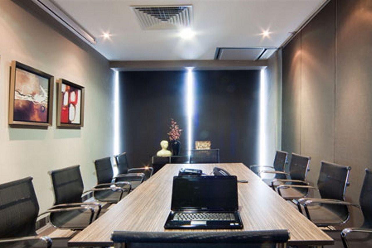 Four Points By Sheraton Uno Hotel
