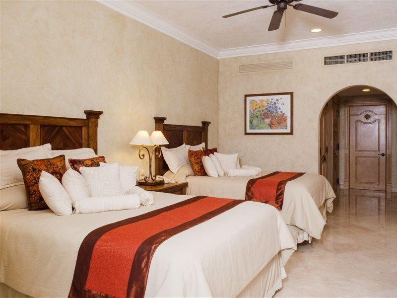 La & 5* Cabo San Lucas
