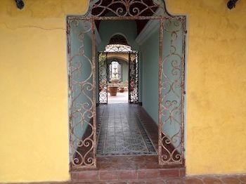 Hotel Hacienda Cerritos 3*