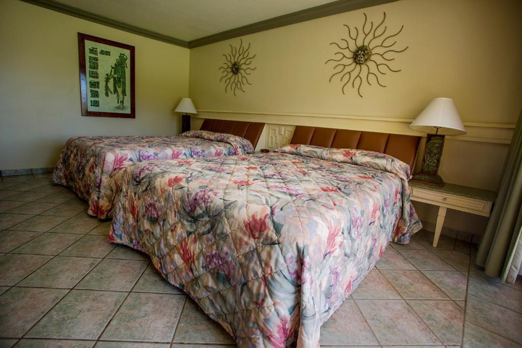 Estero 4*