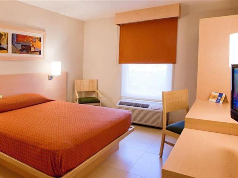 Express By Marriott Mochis