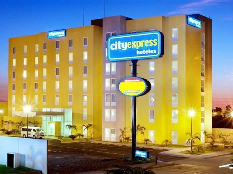 Hotel Express By Marriott Mochis Los Mochis